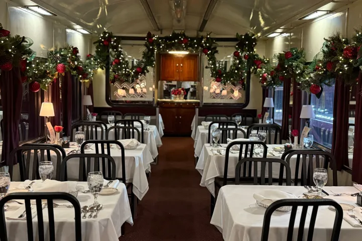 Savor a Gourmet Holiday Feast on the Tennessee Valley Railroad’s Christmas Train