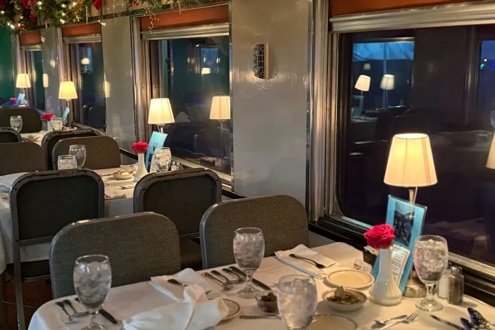 Make Your Holidays Special with a Christmas Dinner Train Experience