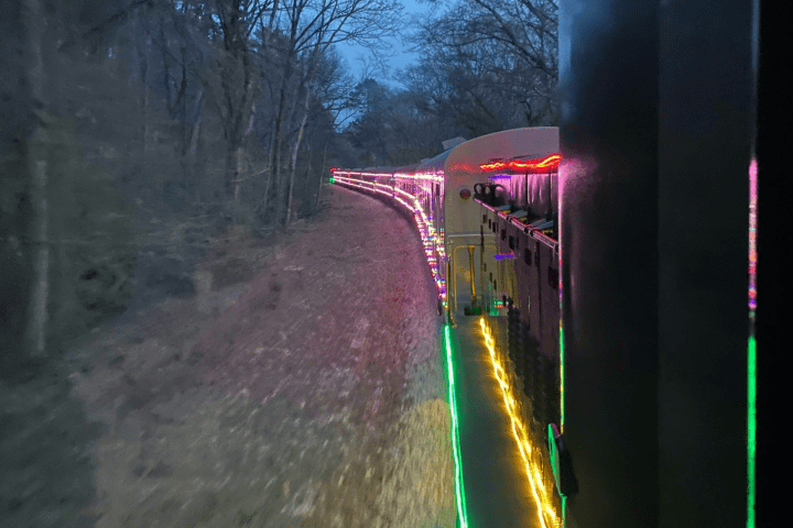 The North Pole Limited is a magical experience that takes riders on a journey to the North Pole during the holiday season. It's a tradition for many families and a steel track ensures that the ride is smooth and enjoyable.