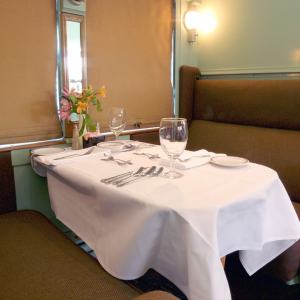 In 1947, the Clover Colony was purchased by the Southern Pacific Railroad alongside 15 other 8-5 sleeping cars. This came in the wake of federal anti-trust lawsuits that led to the fragmentation of the Pullman Company’s operating division among multiple railroads.