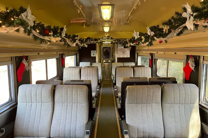 Holiday Magic Chugs along Hiwassee River Gorge!