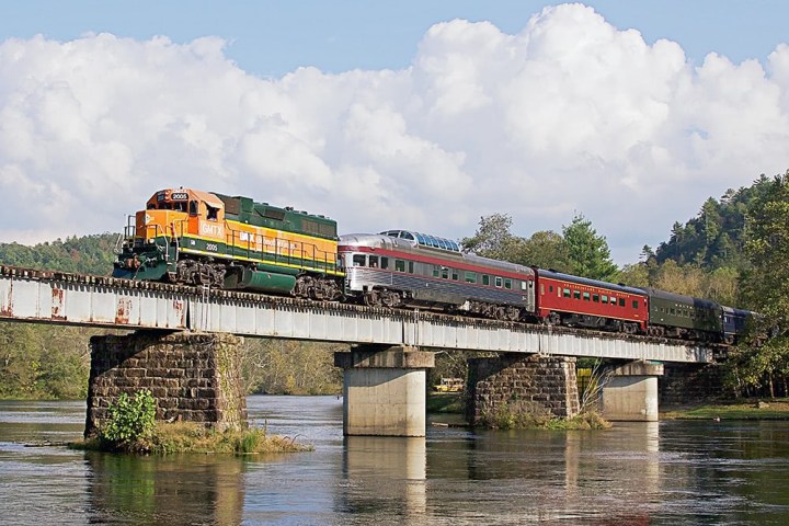The train ride was a beautiful experience, crossing the bridge over the river and seeing the stunning view. It was definitely a trip to remember.