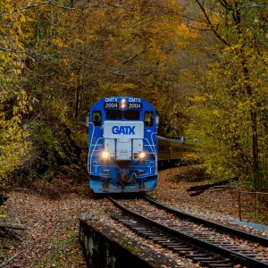 Explore Tennessee’s Autumn Charm by Classic Railways.