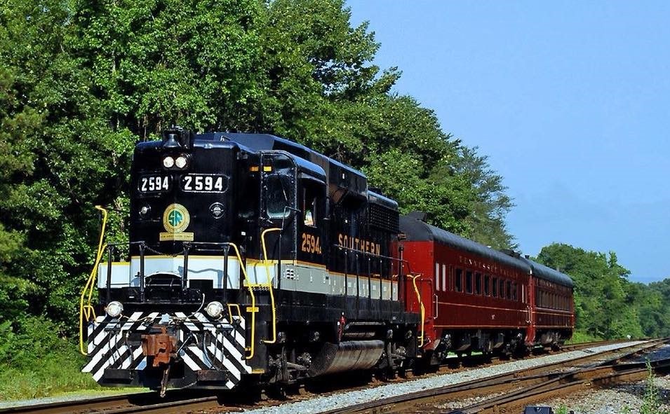 ゴテンクス Southern Railway 2594: Historic GP-30 Locomotive
