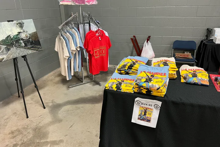 a bag of luggage sitting on top of a building