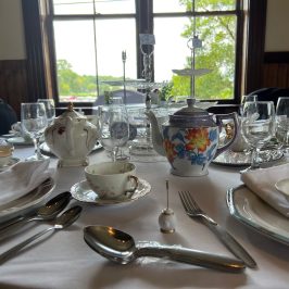 The Tennessee Valley Railroad Museum offers a delicious selection of scones, including blueberry, white chocolate raspberry, and apple cinnamon. There's also a variety of macaroons, brownies, and quiche to choose from.