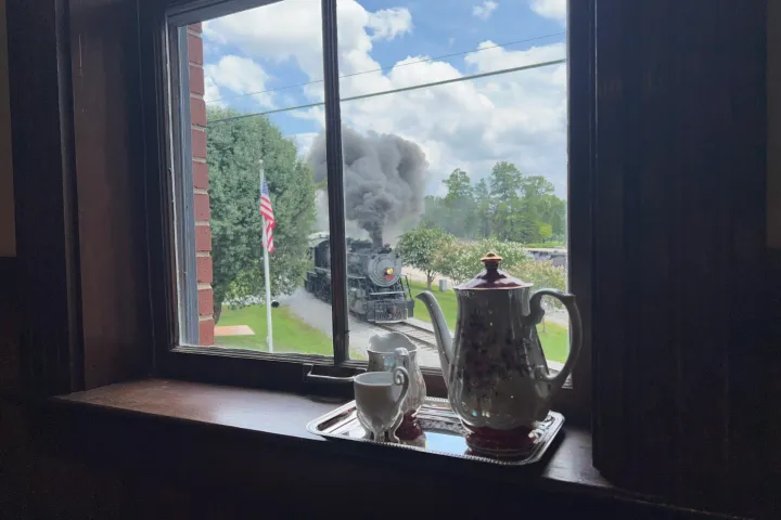 The Tennessee Valley Railroad Museum - Chattanooga is a railroad museum in Chattanooga, Tennessee. The museum features Southern 4501 Steam Engine.