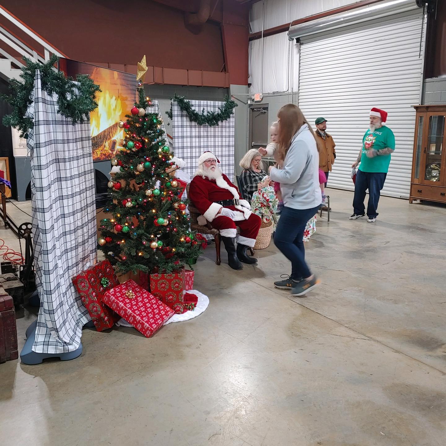 TVRM Welcomes Back Norfolk Southern for a Festive Christmas Celebration