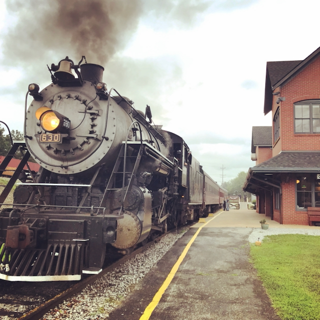 Explore Chattanooga’s Rich History with a Ride on the 119-Year-Old Missionary Ridge Local Train Explore Chattanooga's Rich History with a Ride on the 119-Year-Old Missionary Ridge Local Train