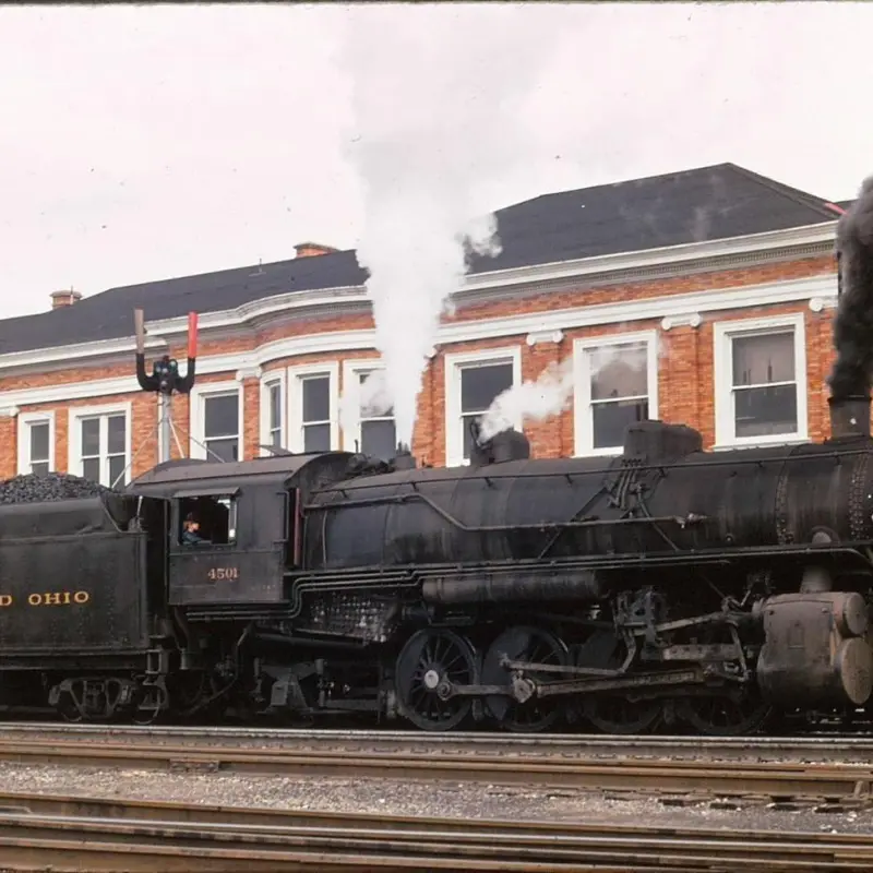A memorable moment captured as 4501 halted in Somerset, Kentucky