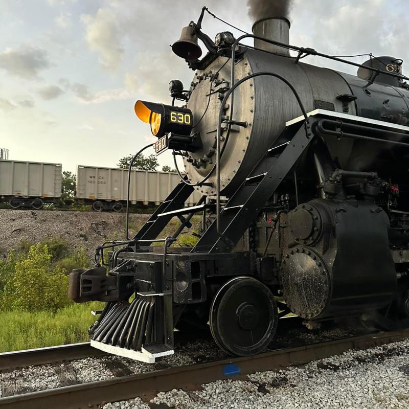 Embrace Chattanooga's Beauty: Last Evening Ridge Runner Rides of 2023