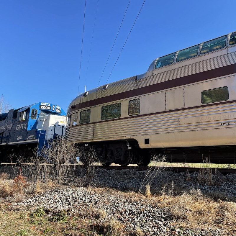 Celebrate the Season: Hiwassee Holiday Train's Enchanting Rides.