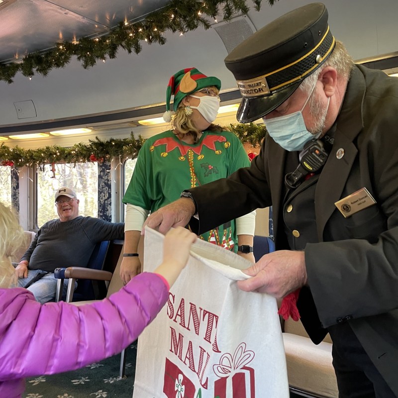 Hiwassee's Winter Express: A Festive Rail Adventure Awaits