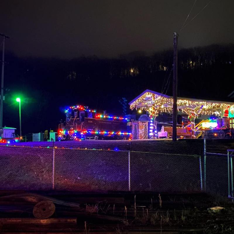 Embark on Tennessee Valley's Magical North Pole Train Ride!