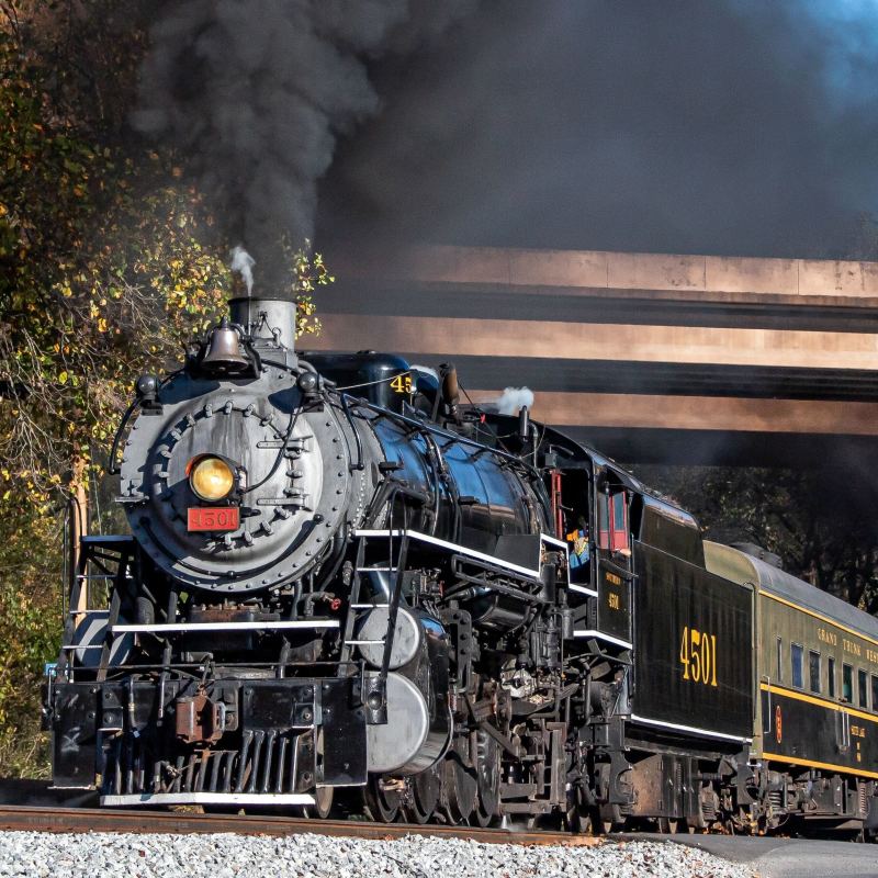 Chasing Autumn: Tennessee to Summerville by Steam Train