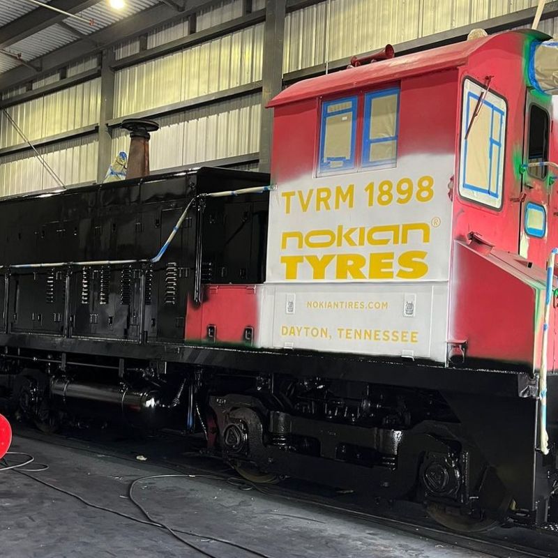 SW8 #2000: From Army Service to Industrial Switcher!