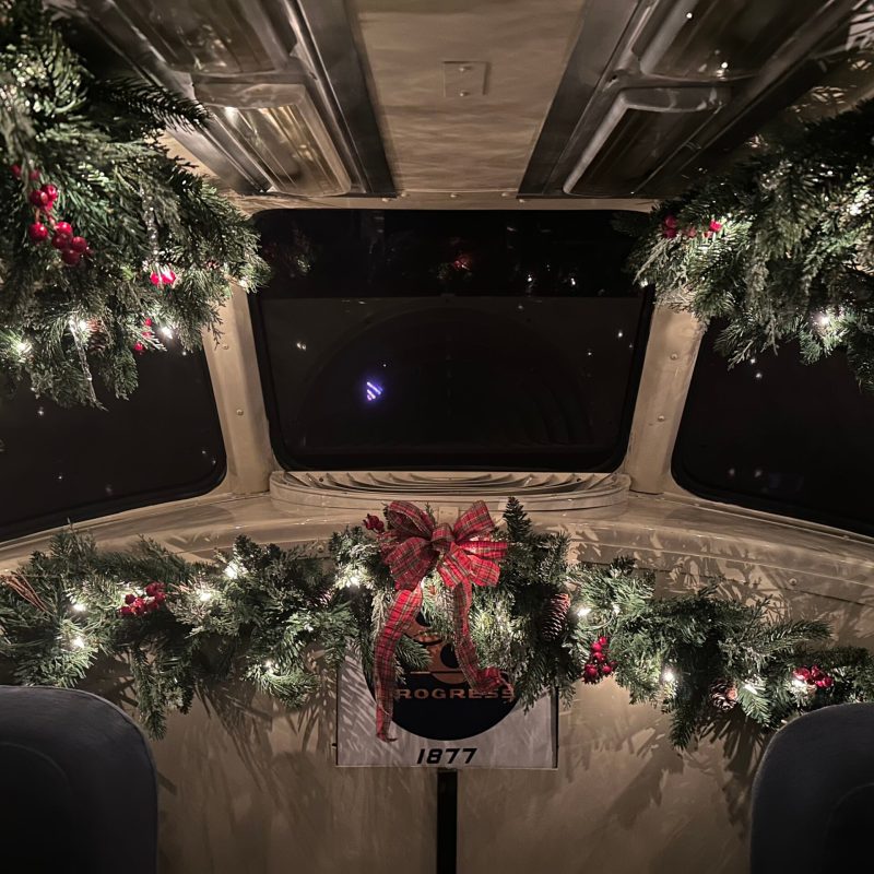 Romantic Chattanooga Holiday Dates & St. Nick Train Ride