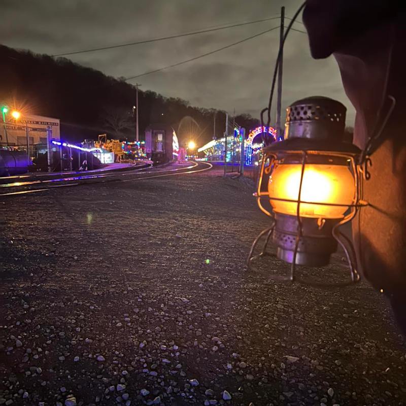 End 2023 with a Cheerful Journey on Tennessee Valley Railroad!