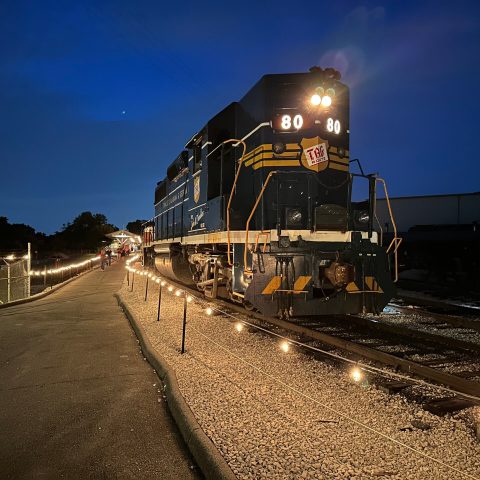 Romantic Valentine’s Train Ride: A Historical Adventure