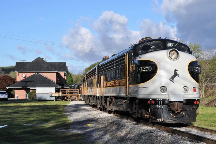 TVRM Hosts Norfolk Southern's Inspection Train Event