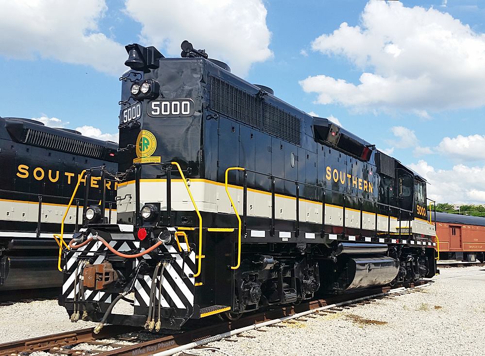 Southern Railway’s Unique Locomotive: GP38-2 No. 5000 Southern Railway's Unique Locomotive: GP38-2 No. 5000