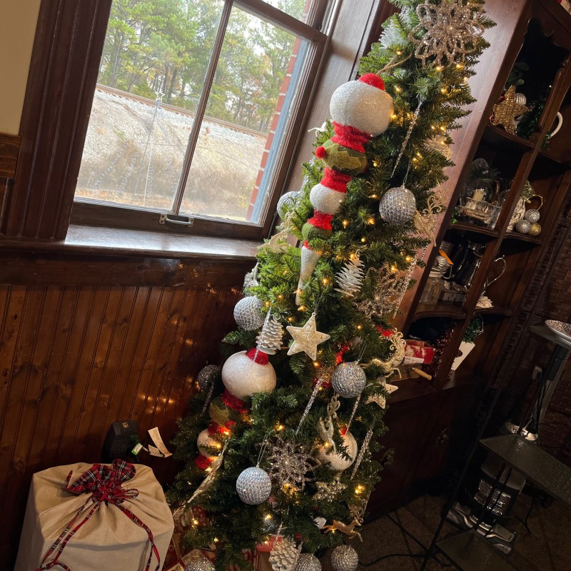 Festive Tea Experience in Chattanooga