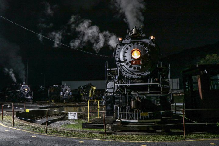TVRM Night Shoot – Exclusive Access to Historic Trains. Photo by Matthew Freer