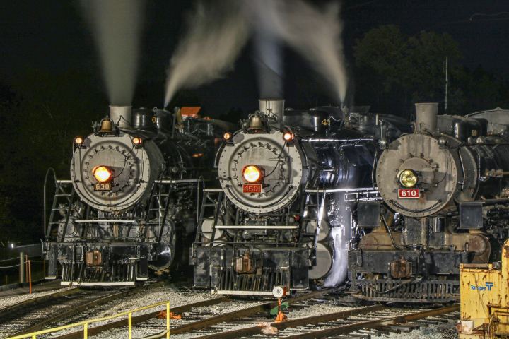 TVRM Night Photoshoot – Historic Locomotives Event. Photo by Matthew Freer