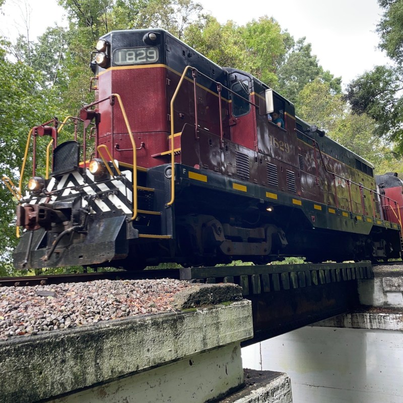 One-Hour Train Ride with History and Interactive Fun