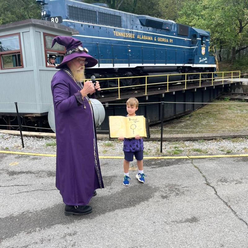Fall Scenic Train Rides in Tennessee