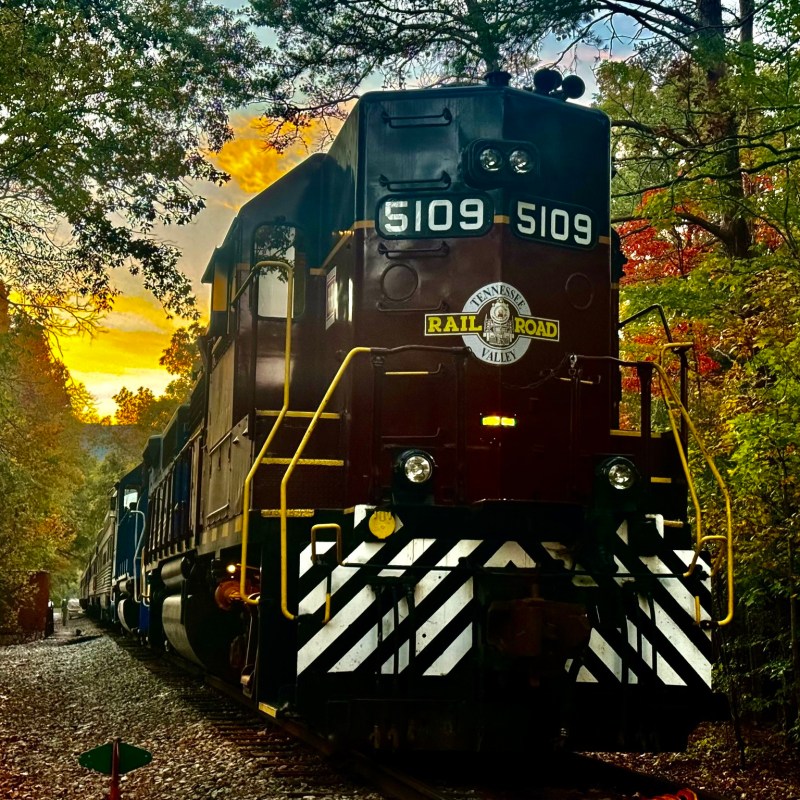 Book Your Fall Train Ride: Summerville, Hiwassee, and Copperhill