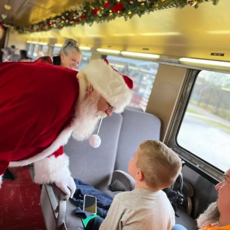 Book Your Holiday Train Ride Today