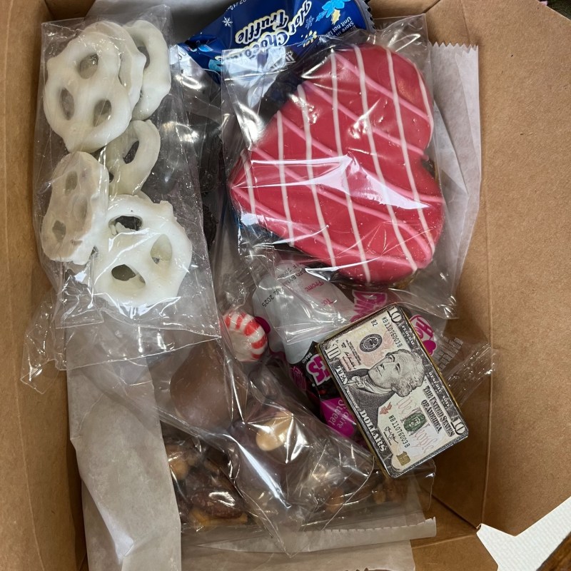 Sweet Treats Valentine’s Train Ride: A Romantic Evening Journey