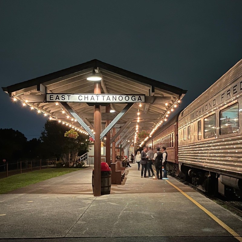 Cozy Evening Train Rides: Missionary Ridge Local Special Event