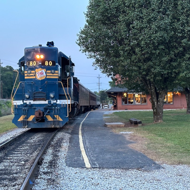 Twilight Train Rides in Chattanooga