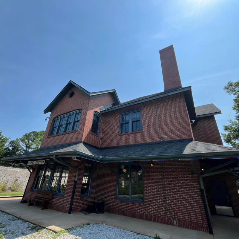 Window Upgrade Balances History and Comfort